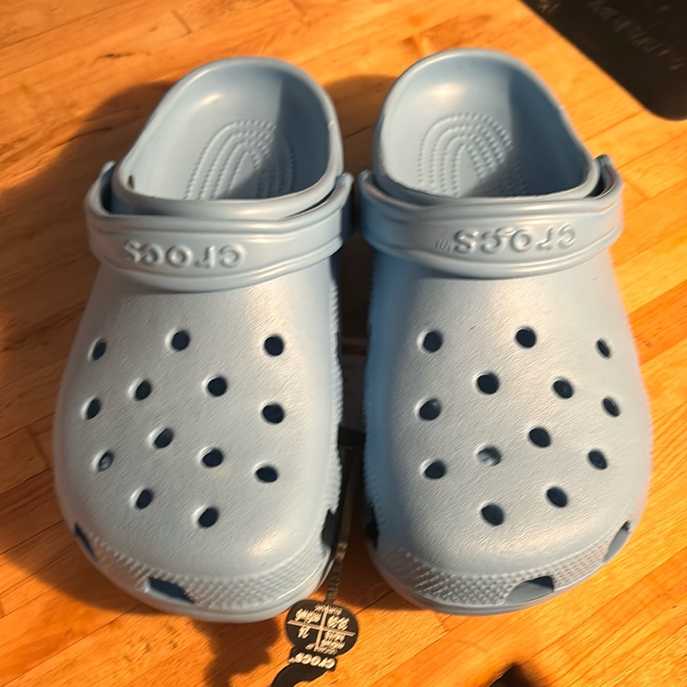 Crocs North Carolina Blue Classic W8/M6